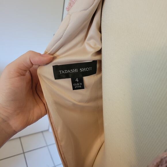 Tadashi Shoji Women's Formal Dress Size 4 Floral Woven V-Neck Bodycon. - Picture 7 of 7